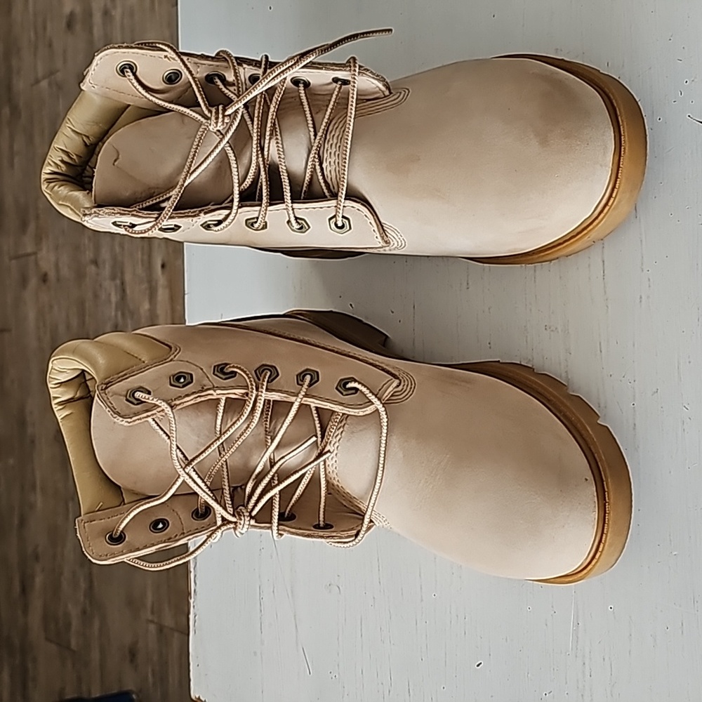 Timberland - Picture 2 of 4
